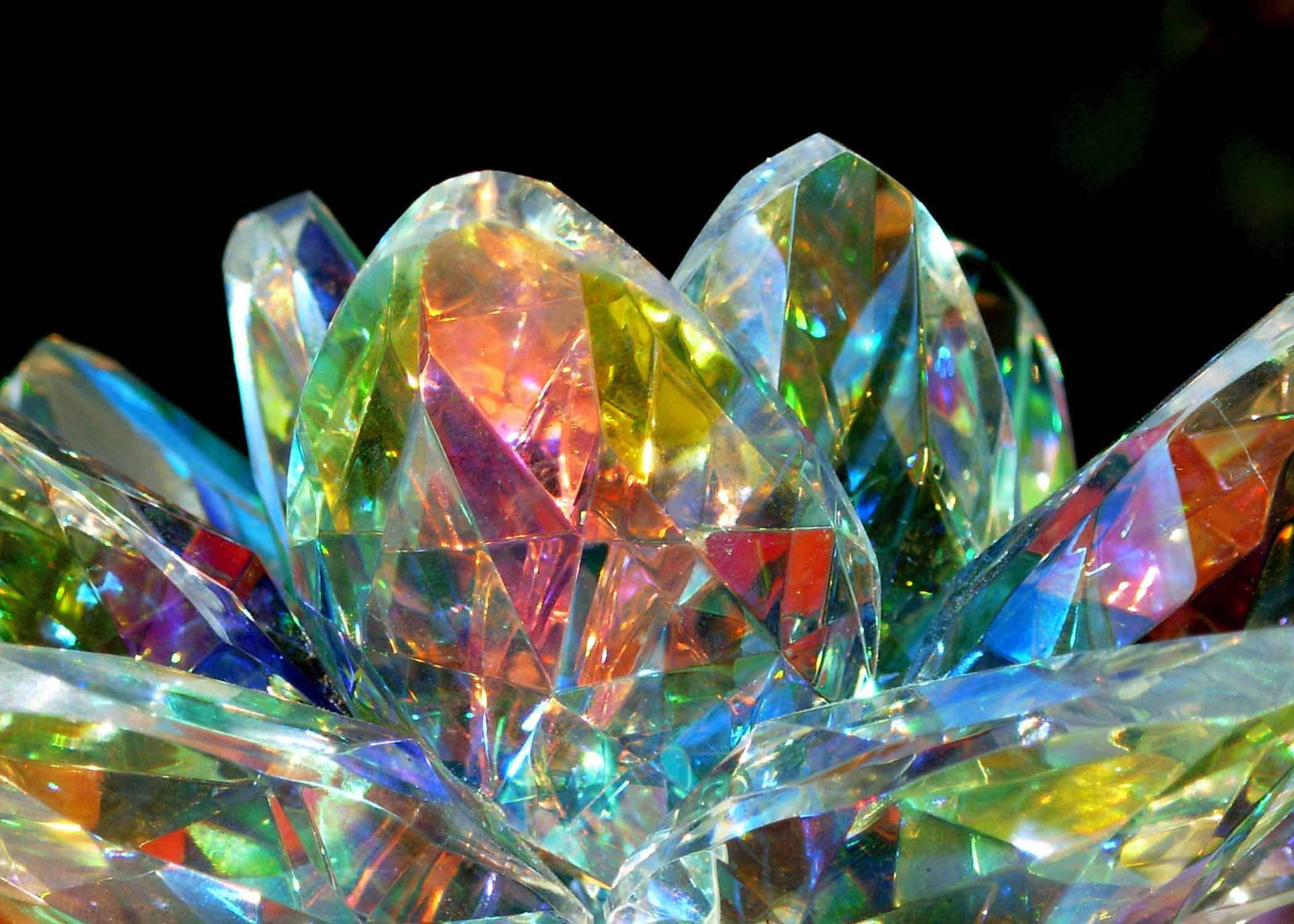 Crystals: Nature’s Gemstone Guardians of Healing and Energy